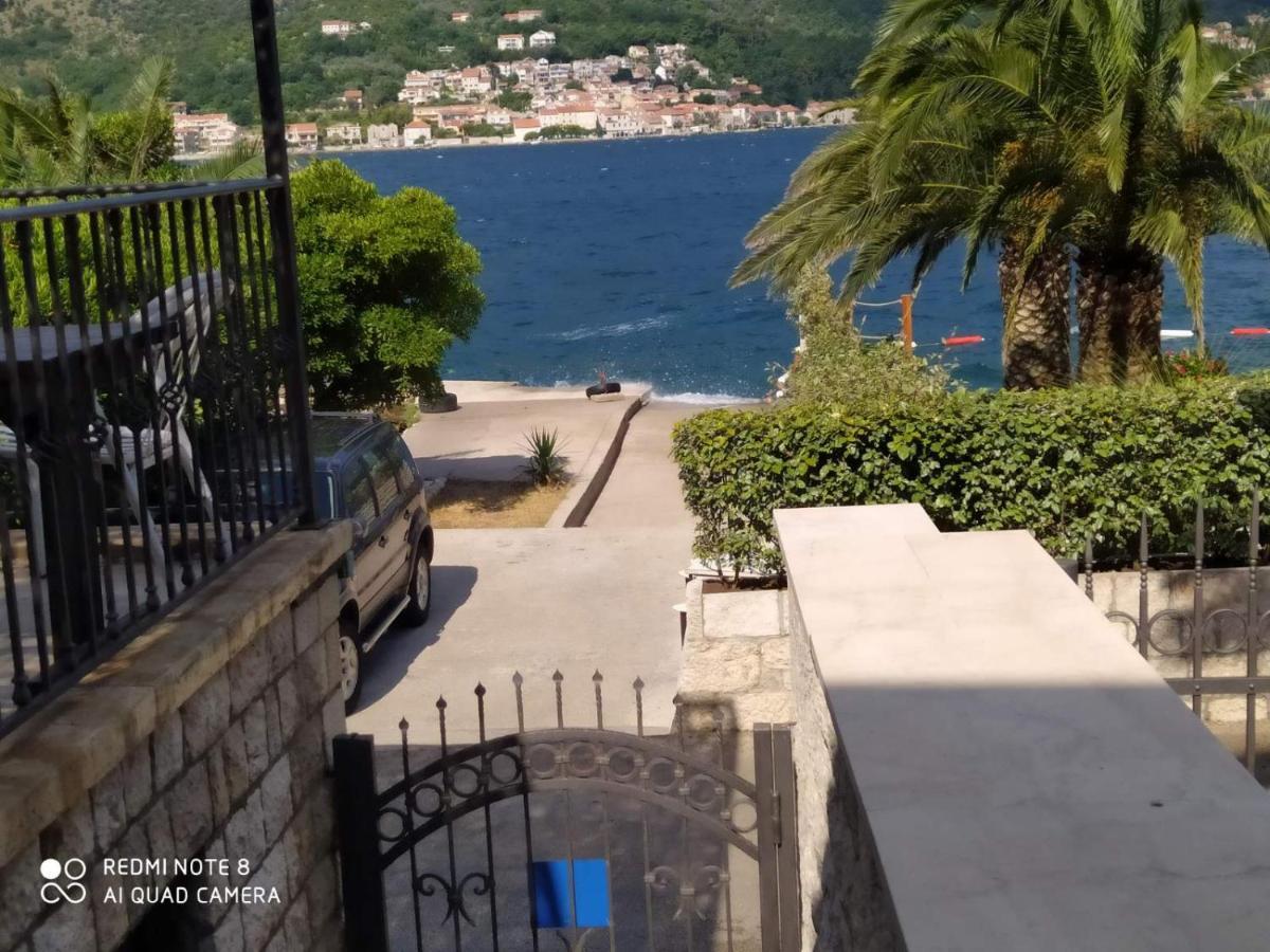 Apartmani Jasmina Котор Экстерьер фото