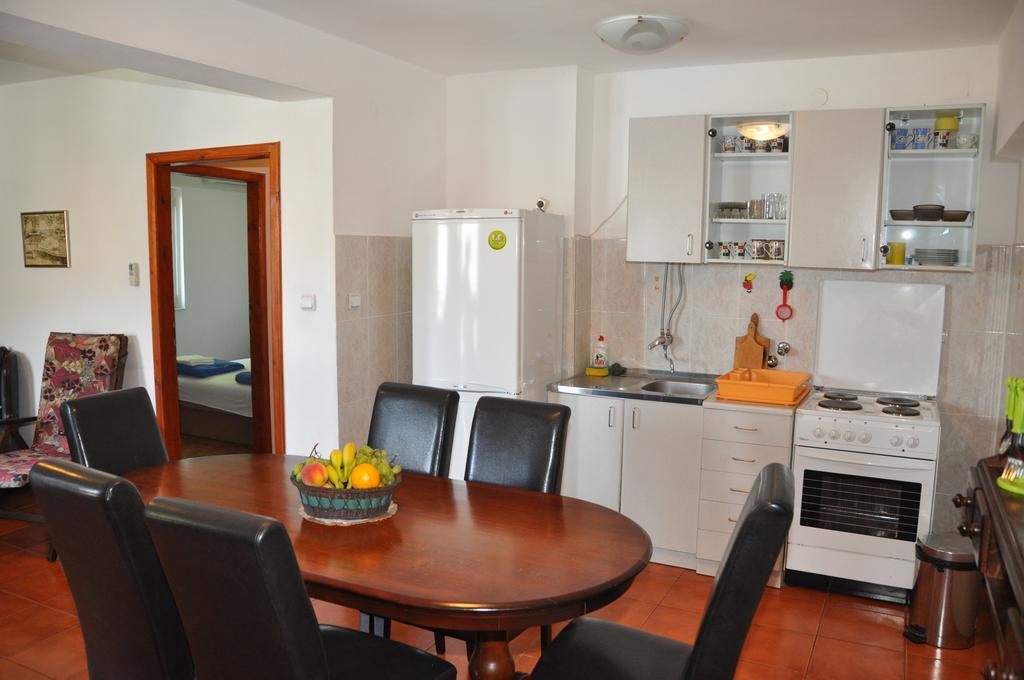 Apartmani Jasmina Котор Экстерьер фото