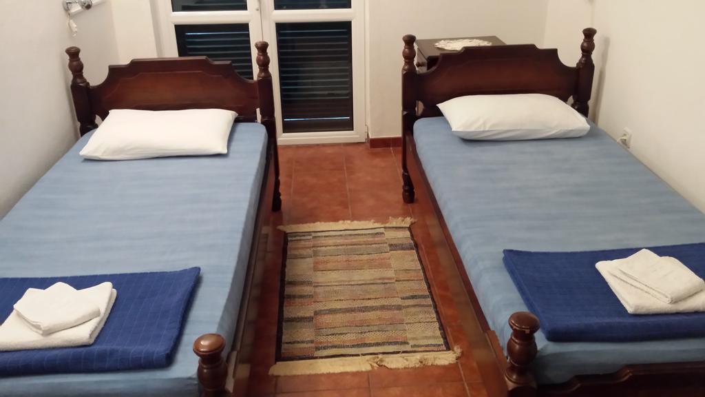 Apartmani Jasmina Котор Экстерьер фото