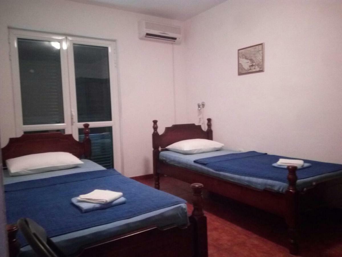 Apartmani Jasmina Котор Экстерьер фото