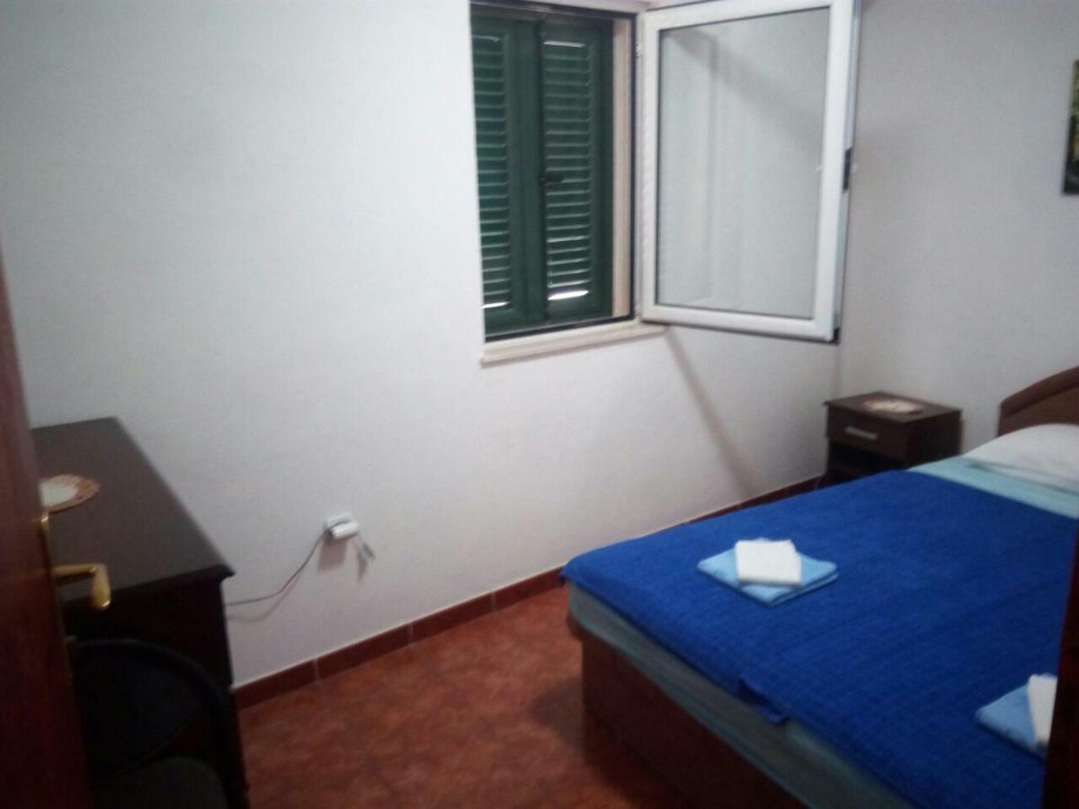 Apartmani Jasmina Котор Экстерьер фото